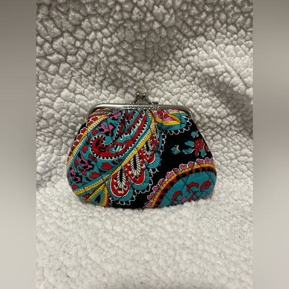 NWT Vera Bradley Persian Paisley Kiss Crossbody Cosmetic Bag and Coin Purse Set - Picture 3 of 4